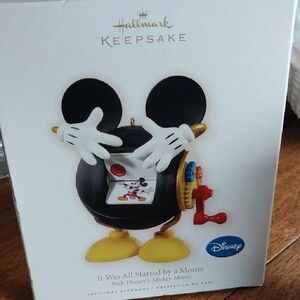 New " It Was All Started By A Mouse" Ornament .Dated 2009.